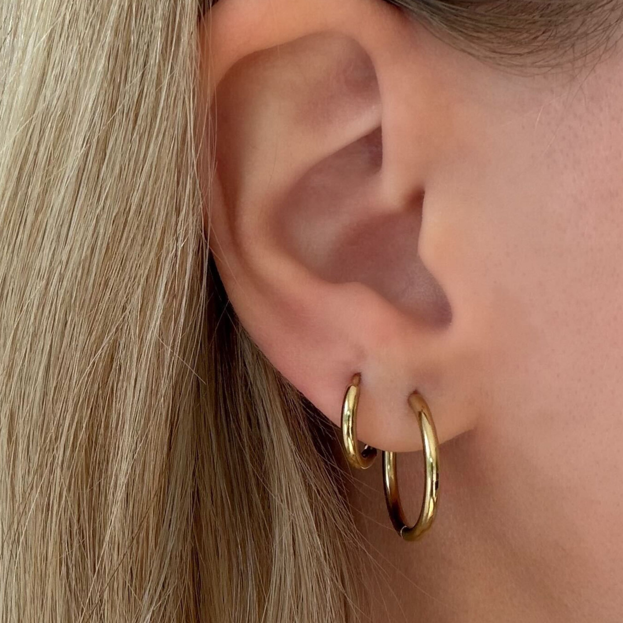 Cutie Thin Hoop Earrings