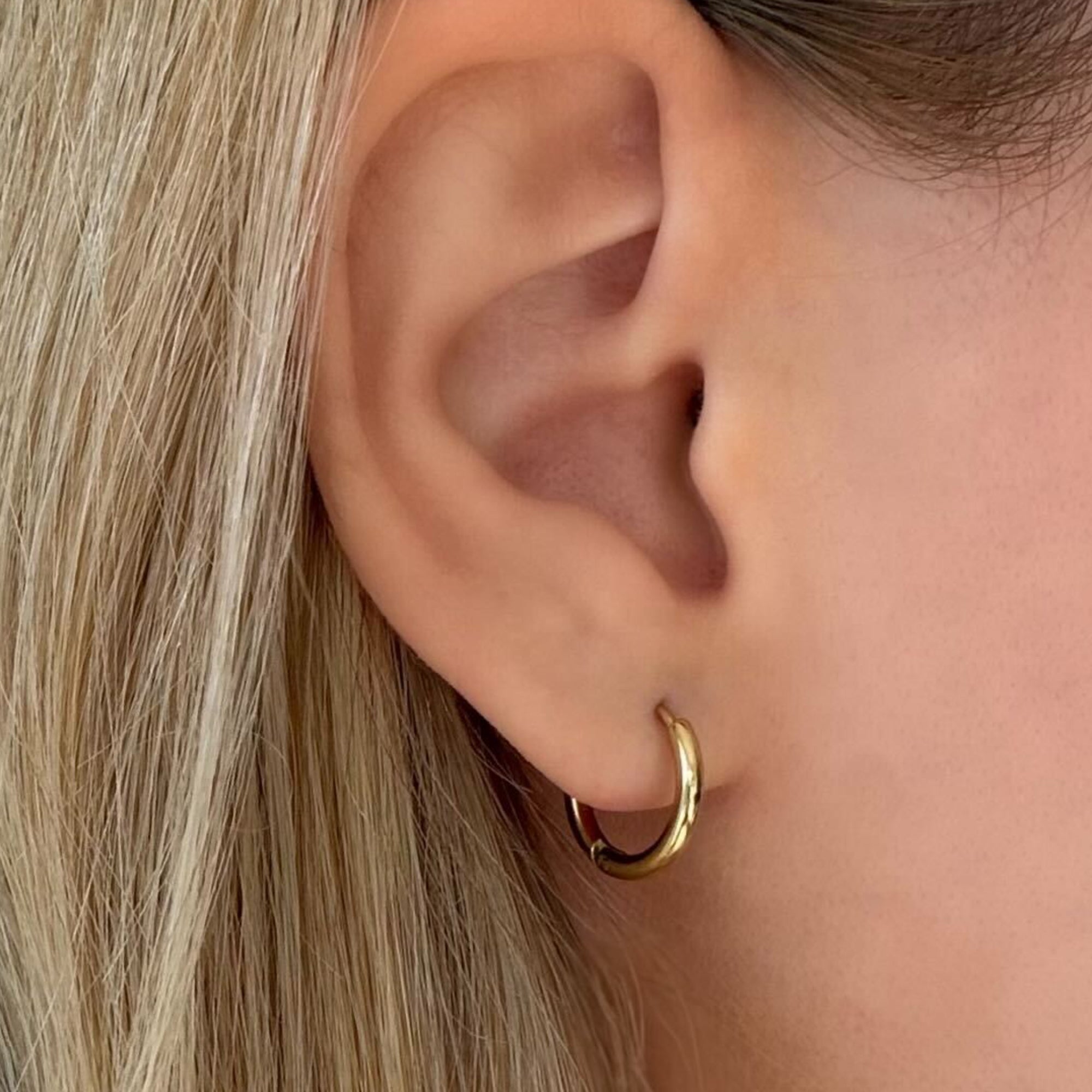 Cutie Thin Hoop Earrings