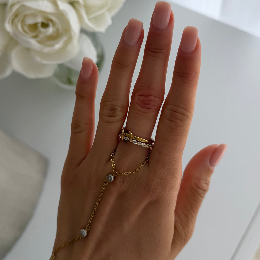 Lost in Hollywood Ring