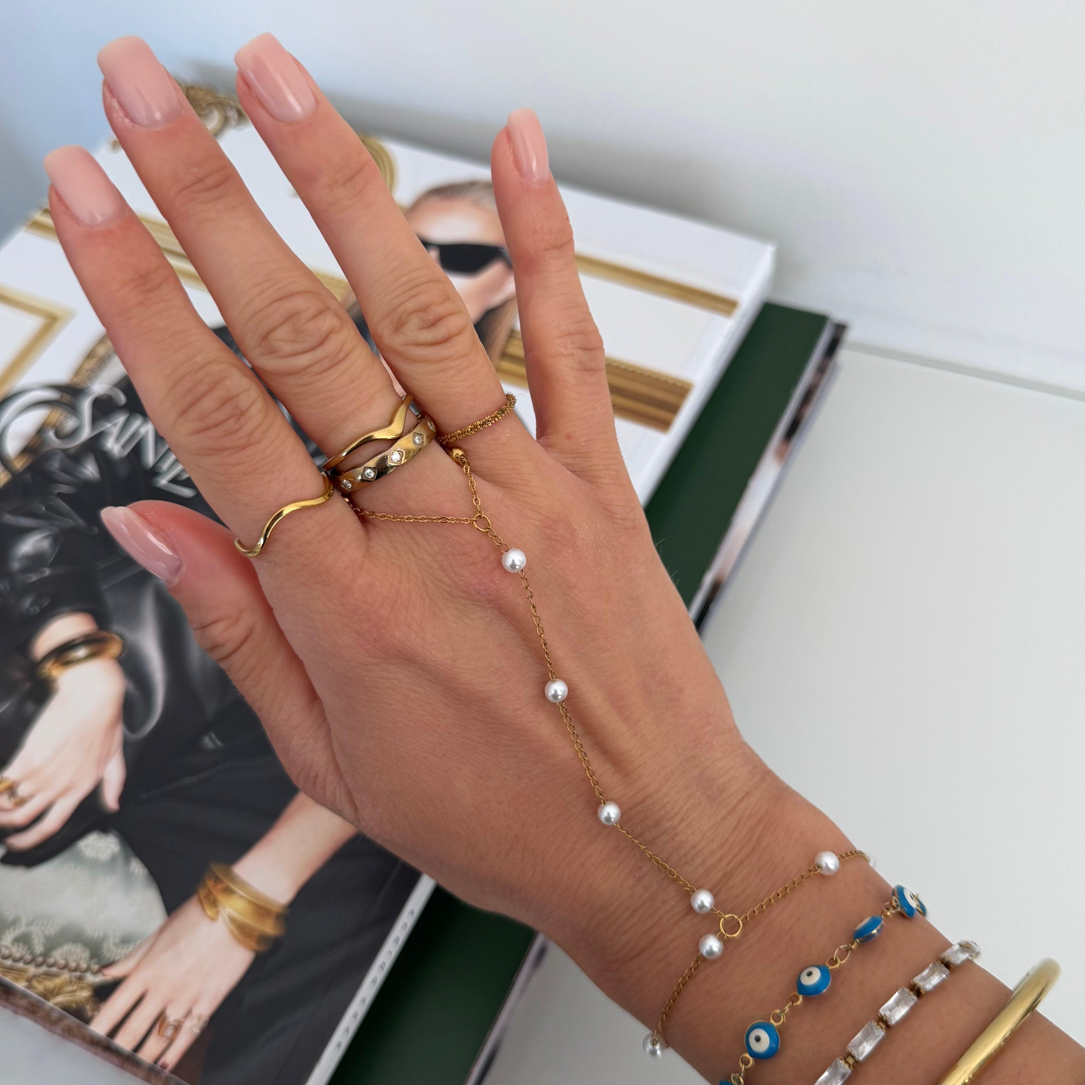 Viral Hand Chains: Anti Tarnish Waterproof