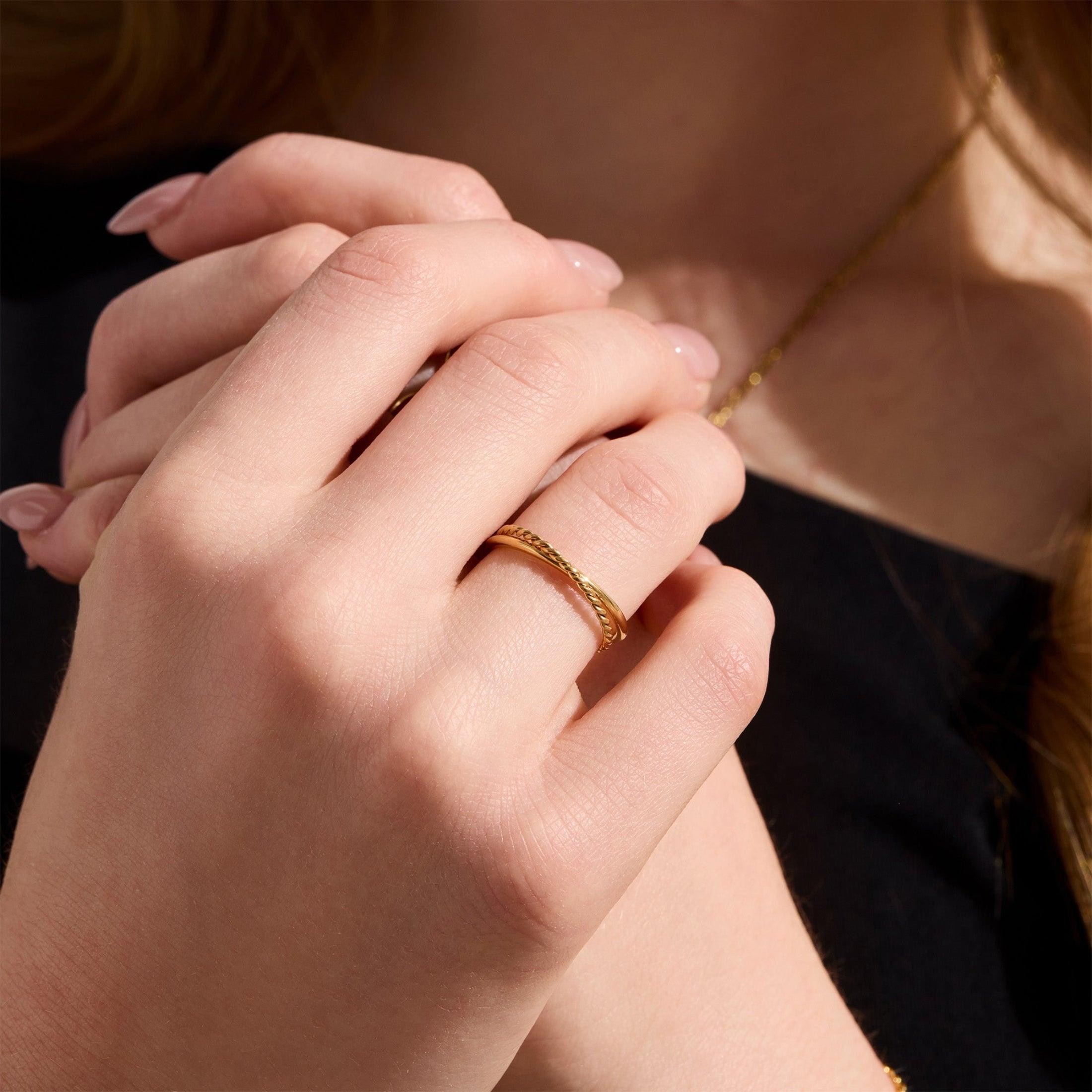 Linked Ring