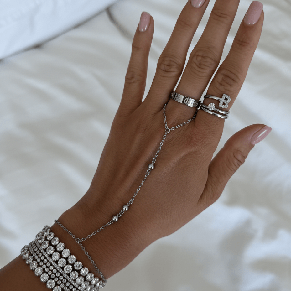 Viral Hand Chains: Anti Tarnish Waterproof